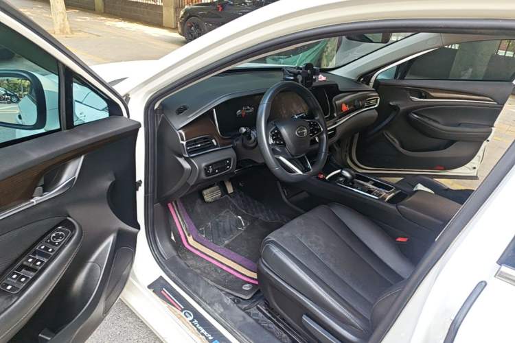 Used GAC Trumpchi GA6 2022 270T Automatic Elite Edition Driver Seat