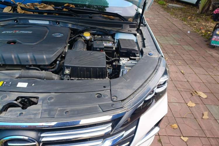 Used GAC Trumpchi GA6 2022 270T Automatic Luxury Edition Engine Bay Left