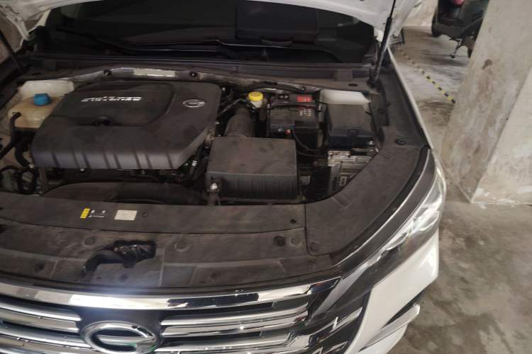 Used GAC Trumpchi GA6 2022 270T Automatic Luxury Edition Engine Bay Left