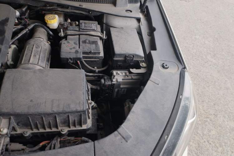 Used GAC Trumpchi GA6 2022 270T Automatic Luxury Edition Engine Bay Left