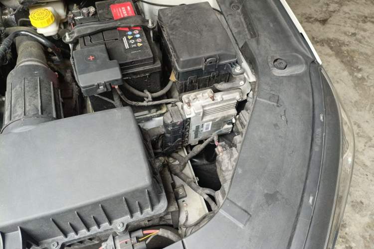 Used GAC Trumpchi GA6 2022 270T Automatic Luxury Edition Engine Bay Left