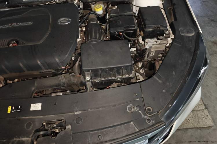 Used GAC Trumpchi GA6 2022 270T Automatic Luxury Edition Engine Bay Left