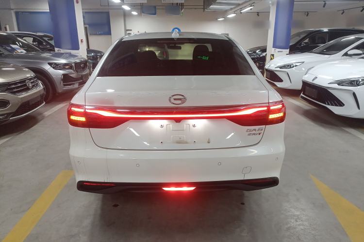 Used GAC Trumpchi GA6 2022 270T Automatic Luxury Edition Exterior 4
