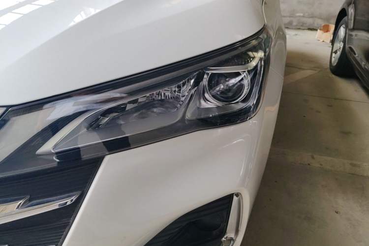 Used GAC Trumpchi GA6 2022 270T Automatic Elite Edition Left Front Headlight