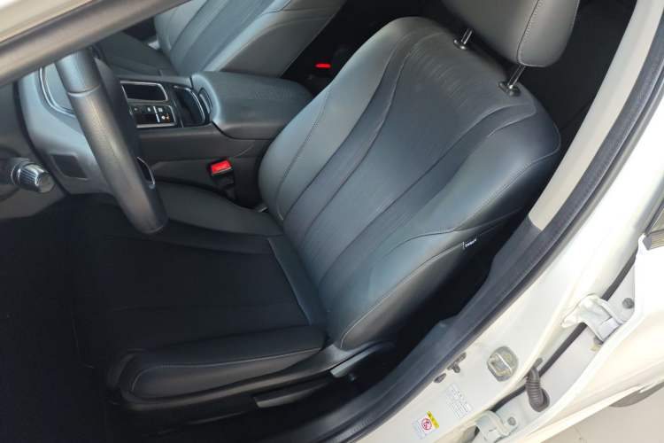 Used GAC Trumpchi GA6 2022 270T Automatic Elite Edition Left Front Seat