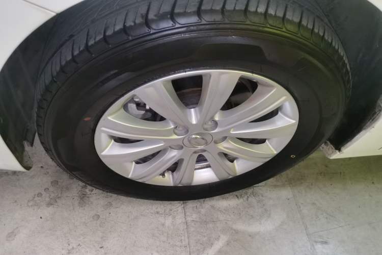 Used GAC Trumpchi GA6 2022 270T Automatic Elite Edition Left Front Wheel Hub