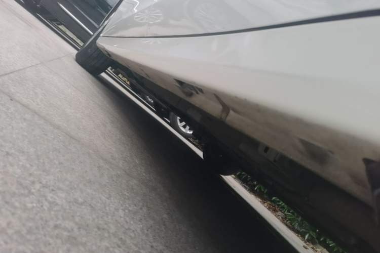 Used GAC Trumpchi GA6 2022 270T Automatic Elite Edition Left Side Sill