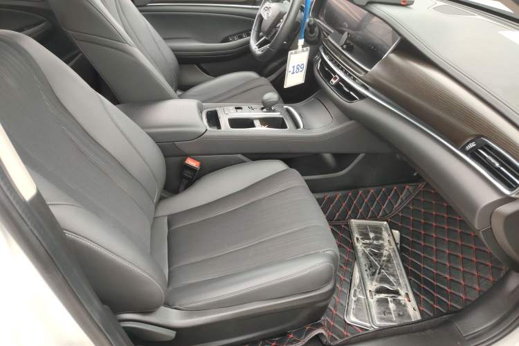 Used GAC Trumpchi GA6 2022 270T Automatic Elite Edition Right Front Seat