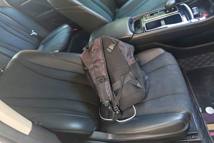 Used GAC Trumpchi GA6 2022 270T Automatic Elite Edition Right Front Seat