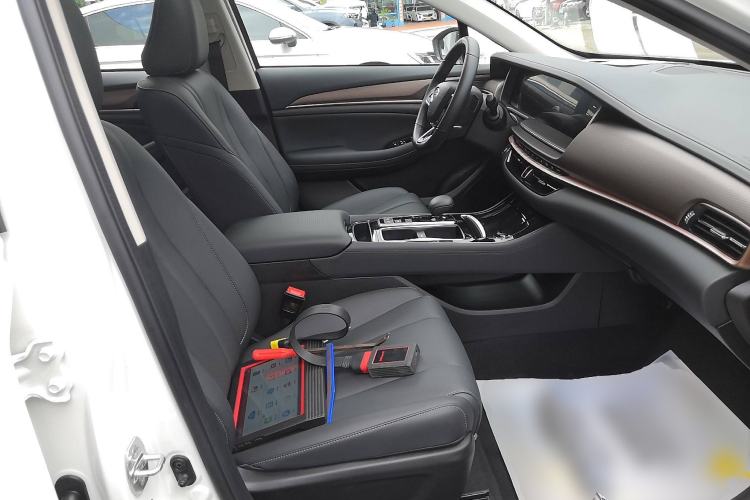 Used GAC Trumpchi GA6 2022 270T Automatic Luxury Edition Right Front Seat