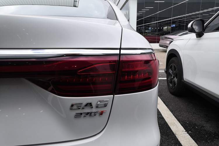 Used GAC Trumpchi GA6 2022 270T Automatic Luxury Edition Right Rear Taillight