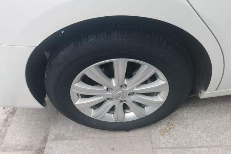 Used GAC Trumpchi GA6 2022 270T Automatic Elite Edition Right Rear Wheel Hub