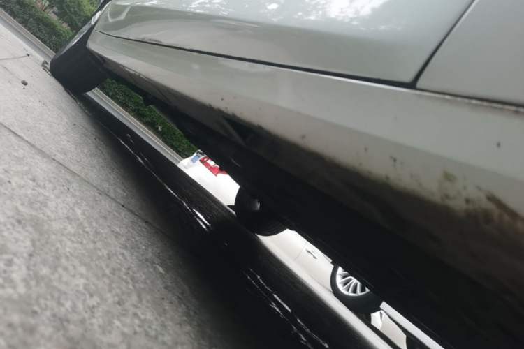 Used GAC Trumpchi GA6 2022 270T Automatic Elite Edition Right Side Sill