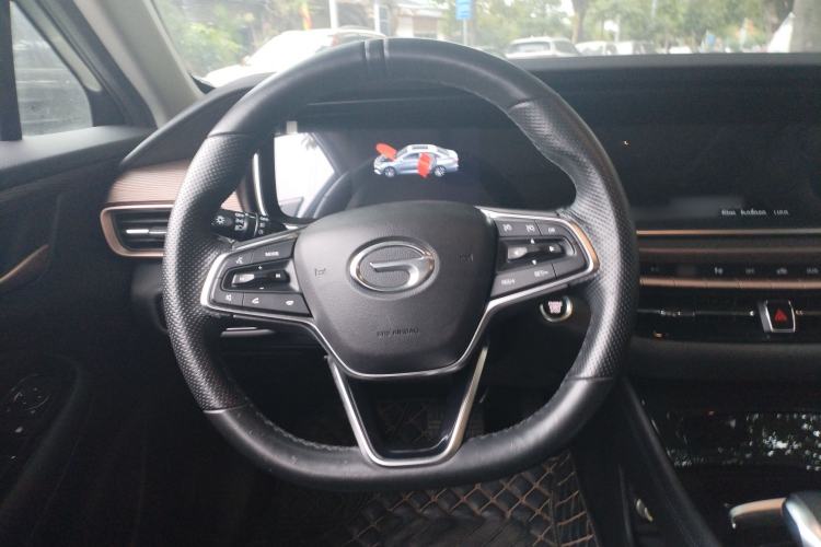 Used GAC Trumpchi GA6 2022 270T Automatic Luxury Edition Steering Wheel
