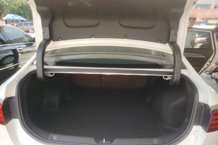 Used GAC Trumpchi GA6 2022 270T Automatic Elite Edition Trunk