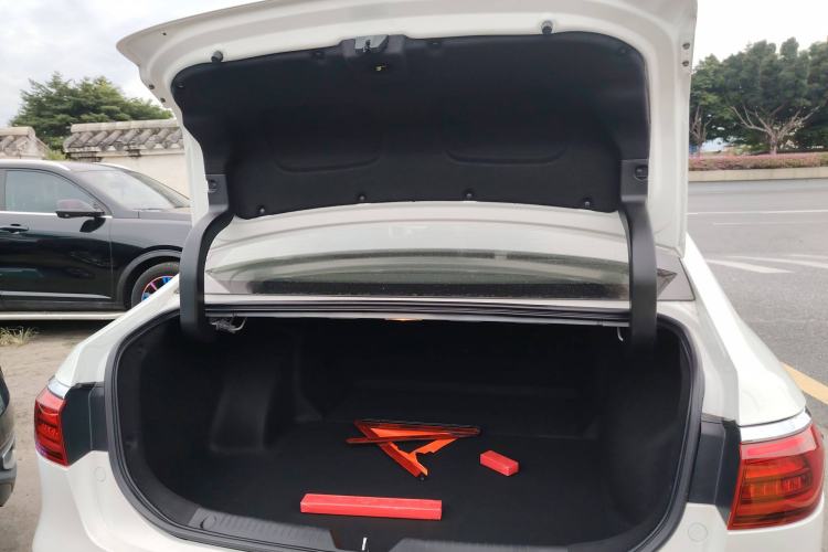 Used GAC Trumpchi GA6 2022 270T Automatic Elite Edition Trunk