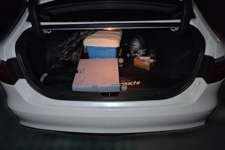 Used GAC Trumpchi GA6 2022 270T Automatic Elite Edition Trunk