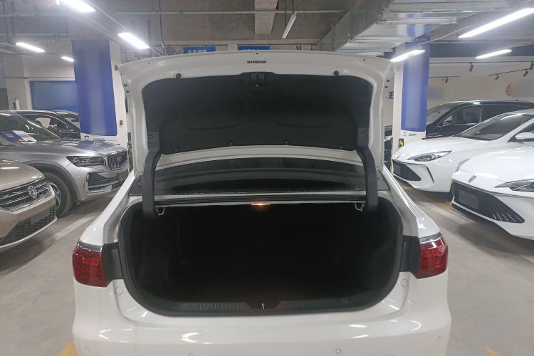 Used GAC Trumpchi GA6 2022 270T Automatic Luxury Edition Trunk