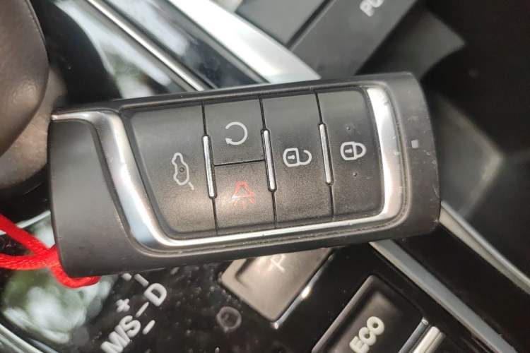 Used GAC Trumpchi GA6 2022 270T Automatic Luxury Edition Vehicle Key