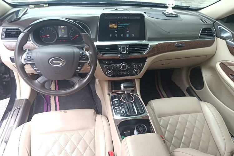Used GAC Trumpchi GA8 2016 320T Luxury Edition Center Console