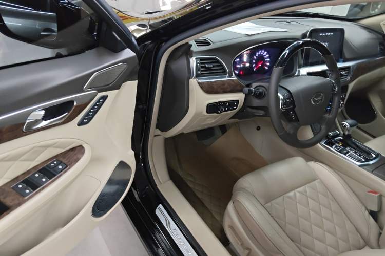 Used GAC Trumpchi GA8 2016 320T Luxury Edition Driver Seat