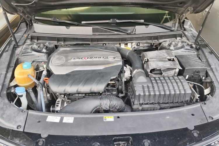 Used GAC Trumpchi GA8 2016 320T Executive Edition Engine Bay