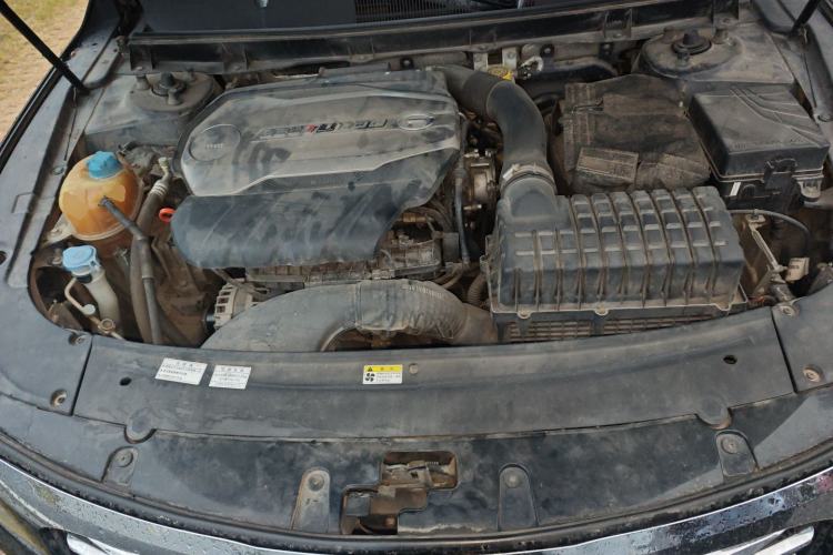 Used GAC Trumpchi GA8 2016 320T Luxury Edition Engine Bay