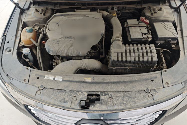 Used GAC Trumpchi GA8 2016 320T Luxury Edition Engine Bay