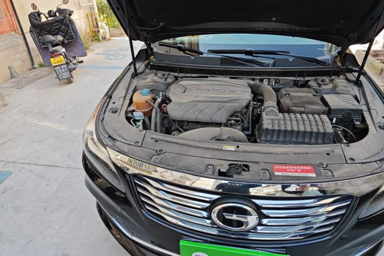 Used GAC Trumpchi GA8 2016 320T Luxury Edition Engine Bay Right
