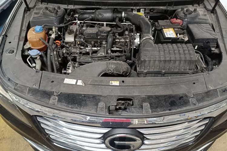 Used GAC Trumpchi GA8 2016 320T Luxury Edition Engine Bay
