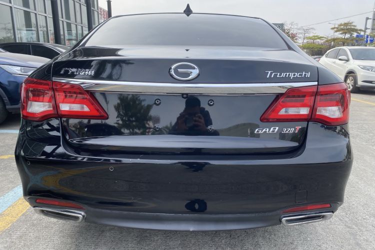 Used GAC Trumpchi GA8 2016 320T Ultimate Edition Exterior 4