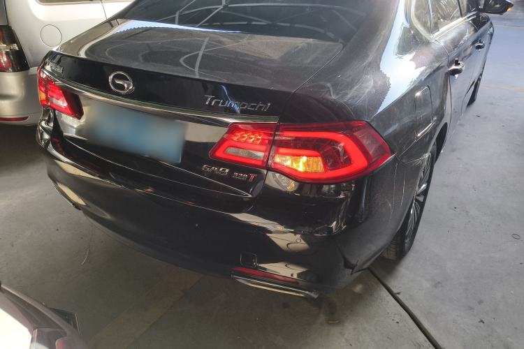 Used GAC Trumpchi GA8 2016 320T Executive Edition Exterior 5
