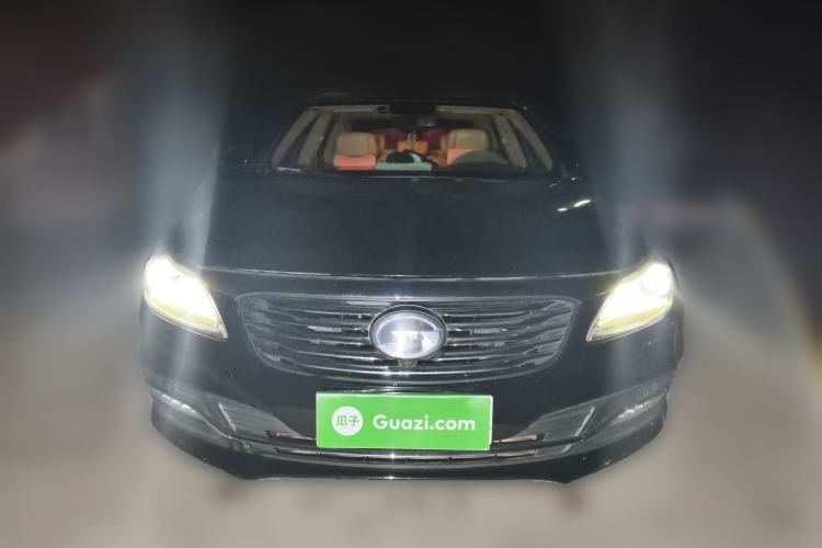 Used GAC Trumpchi GA8 2016 320T Luxury Edition Front