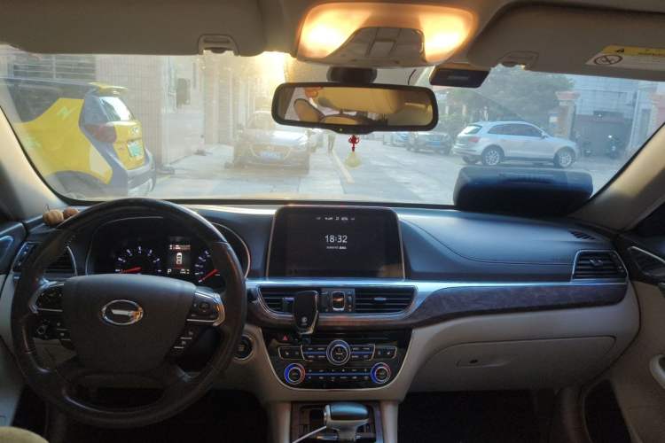 Used GAC Trumpchi GA8 2016 320T Luxury Edition Headliner