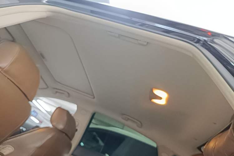 Used GAC Trumpchi GA8 2016 320T Luxury Edition Headliner