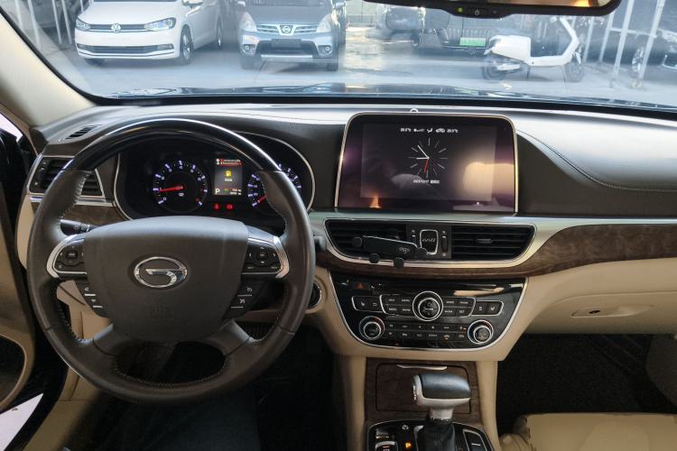 Used GAC Trumpchi GA8 2016 320T Executive Edition Interior 2