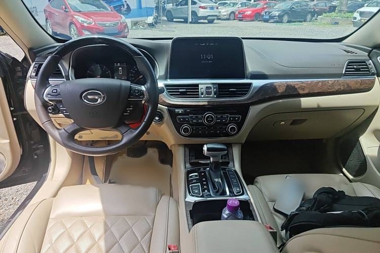 Used GAC Trumpchi GA8 2016 320T Executive Edition Interior 2