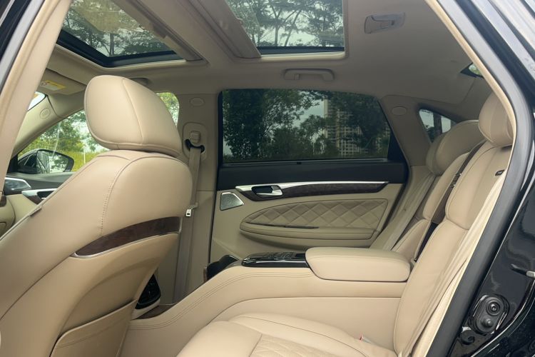 Used GAC Trumpchi GA8 2016 320T Ultimate Edition Interior 3