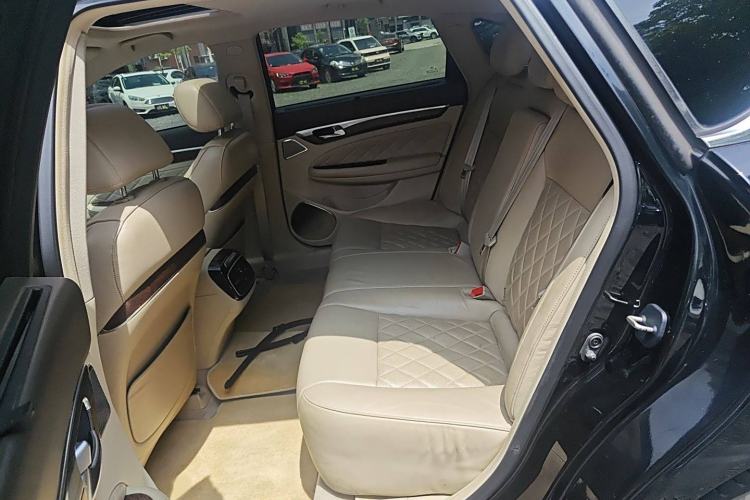 Used GAC Trumpchi GA8 2016 320T Executive Edition Interior 4