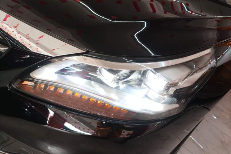 Used GAC Trumpchi GA8 2016 320T Ultimate Edition Left Front Headlight
