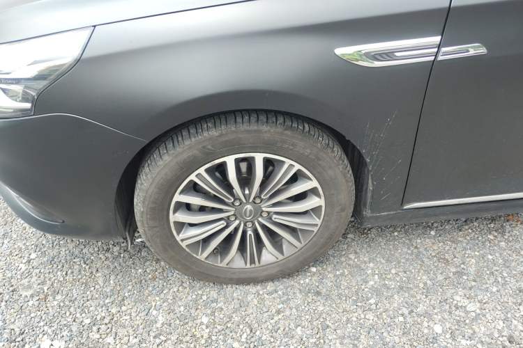 Used GAC Trumpchi GA8 2016 320T Prestige Edition Left Front Wheel Hub