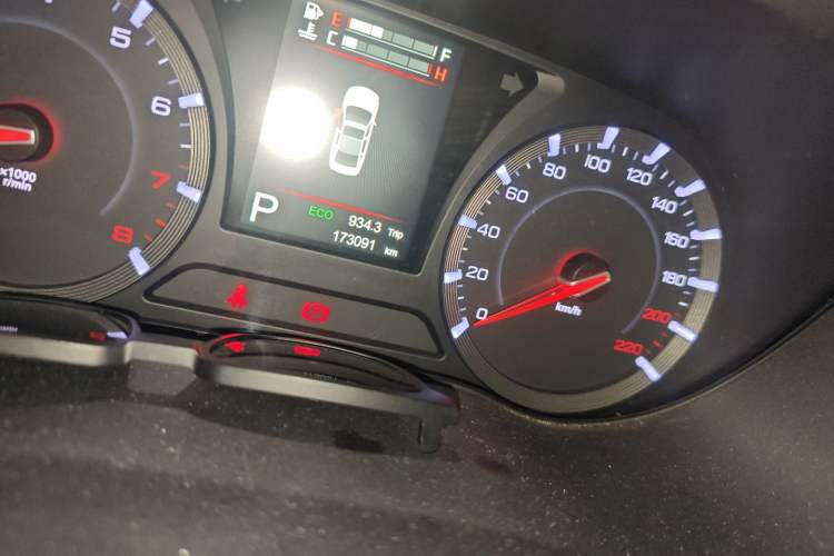 Used GAC Trumpchi GA8 2016 320T Luxury Edition Odometer Close Up