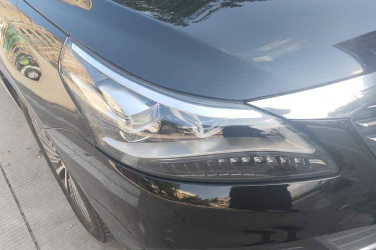 Used GAC Trumpchi GA8 2016 320T Luxury Edition Right Front Headlight