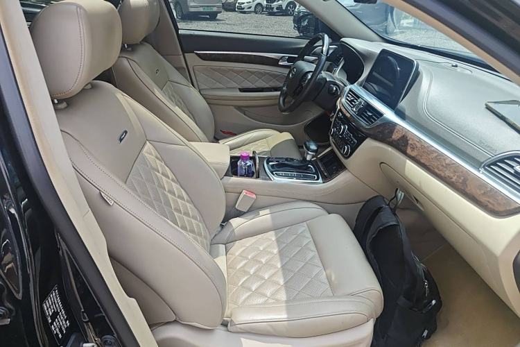 Used GAC Trumpchi GA8 2016 320T Executive Edition Right Front Seat