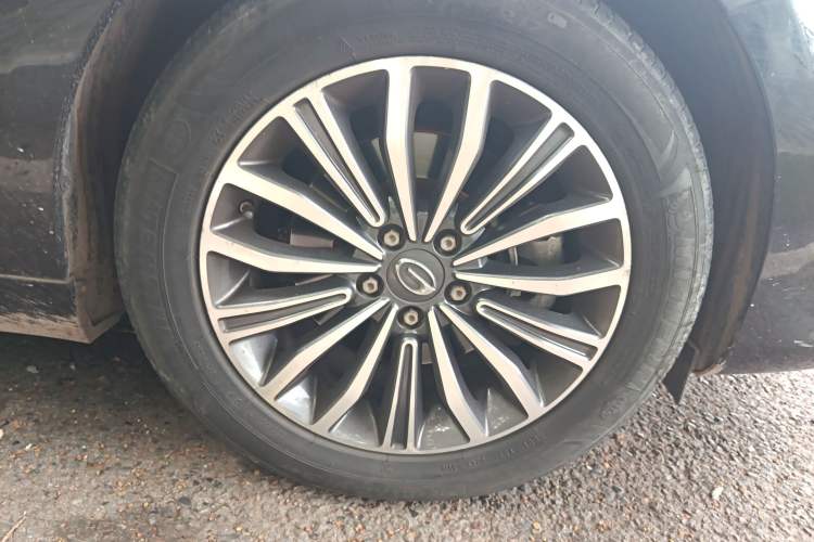 Used GAC Trumpchi GA8 2016 320T Luxury Edition Right Front Wheel Hub
