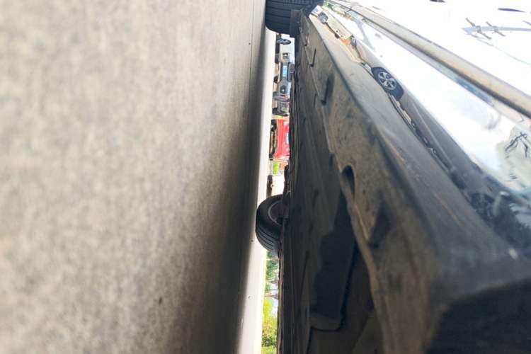 Used GAC Trumpchi GA8 2016 320T Luxury Edition Right Side Sill