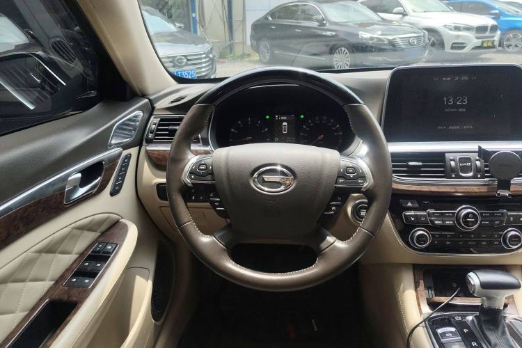 Used GAC Trumpchi GA8 2016 320T Prestige Edition Steering Wheel