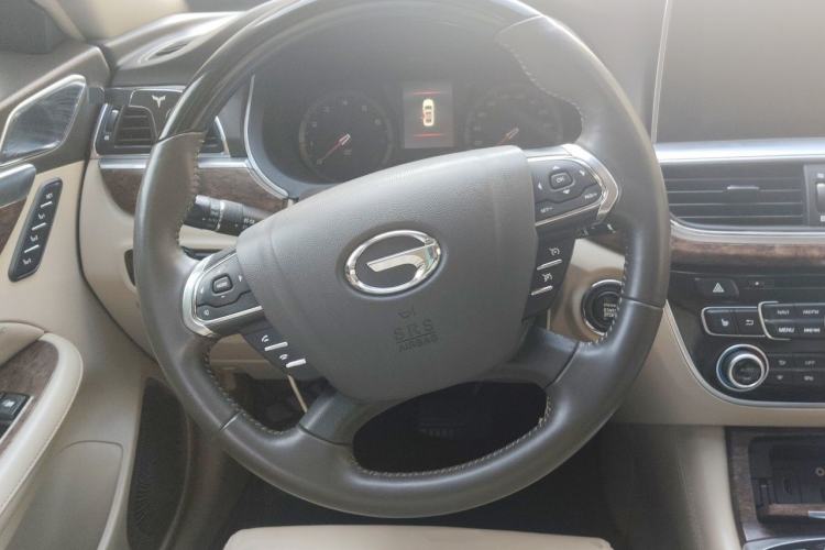 Used GAC Trumpchi GA8 2016 320T Luxury Edition Steering Wheel