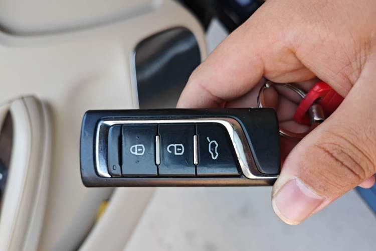 Used GAC Trumpchi GA8 2016 320T Luxury Edition Vehicle Key