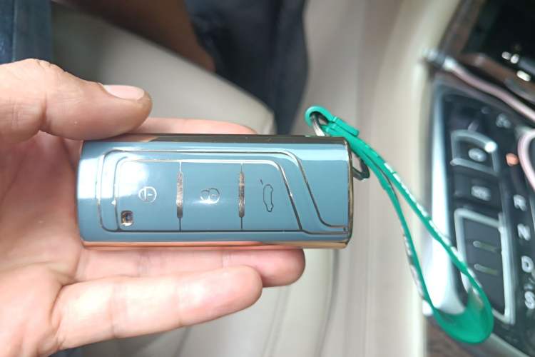 Used GAC Trumpchi GA8 2016 320T Luxury Edition Vehicle Key